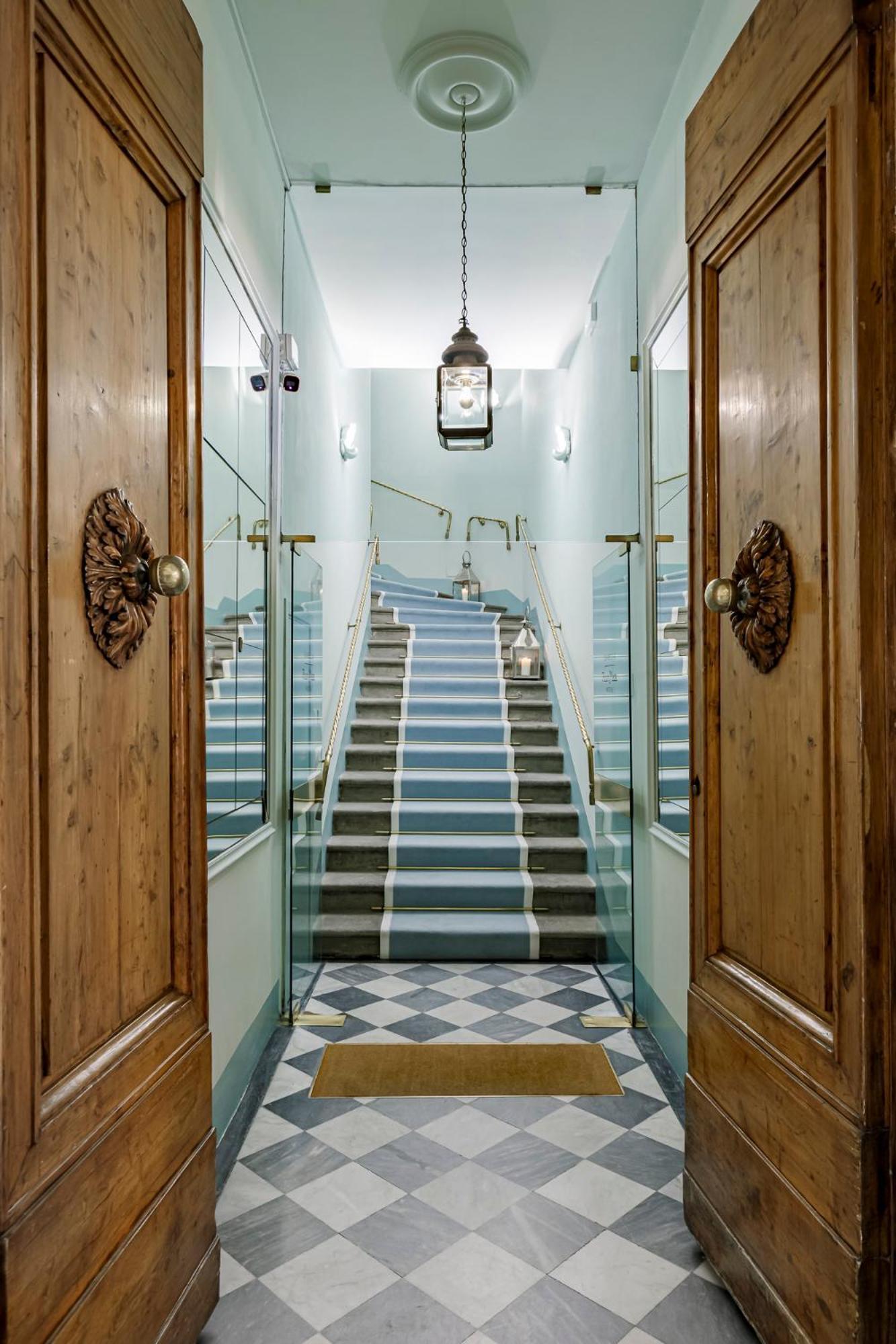 Mate Isabella Hotel Florença